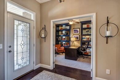 005 CHARLESTON FOYER