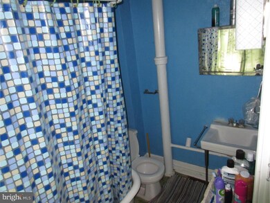 420 Locust St, Reading, PA 19604 - photo 7