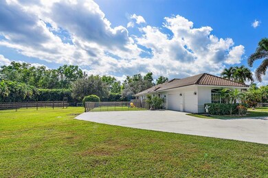 11716 165th Rd N-3