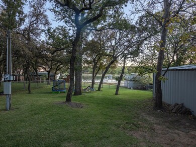 12645 Foster Cir, Azle, TX 76020 - photo 6