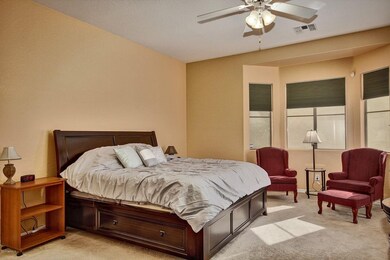 5 LARGE MASTER W BAY WINDOW