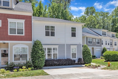 02-534 Elm Ave-1