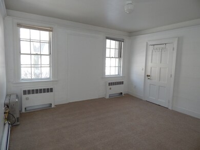 599 Middle St unit 2, Portsmouth, NH 03801 - photo 5