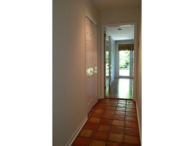 351 Pemberwick Rd unit 303, Greenwich, CT 06831 - photo 4