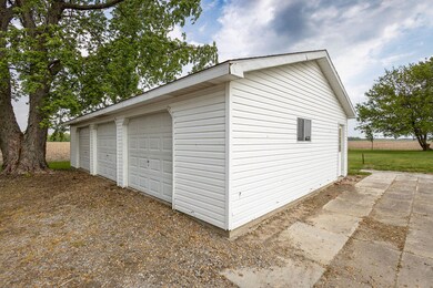 13376 Santa Fe Line Rd, Wapakoneta, OH 45895 - photo 5