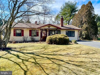 123 Cedar Dr, Doylestown, PA 18901 - photo 2