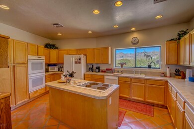3530 N Houghton Rd__017