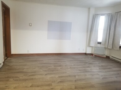 unlisted-address, Peru, IL 61354 - photo 3