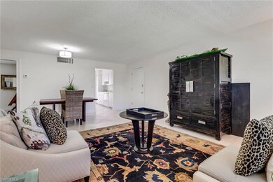 532 Broad Ave S unit 532, Naples, FL 34102 - photo 6