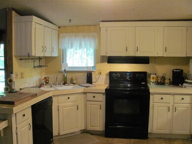 66 Hollywood Way, Crawfordville, FL 32327 - photo 7