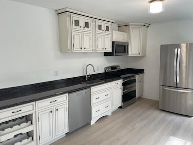 51 South St unit A, Rollinsford, NH 03869 - photo 2