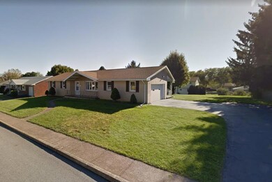 4426 N Church St, Whitehall, PA 18052 - photo 2