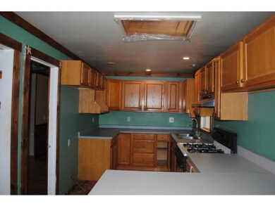 12 Sewell Rd, Rochester, NH 03868 - photo 5