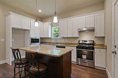 417 E 6th St, Bonham, TX 75418 - photo 3