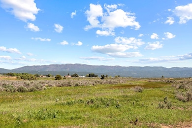 L9 B2 River St unit 9, Cascade, ID 83611 - photo 2