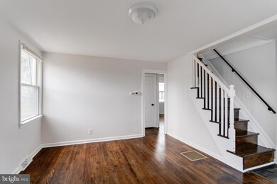 8204 Longpoint Rd, Dundalk, MD 21222 - photo 4