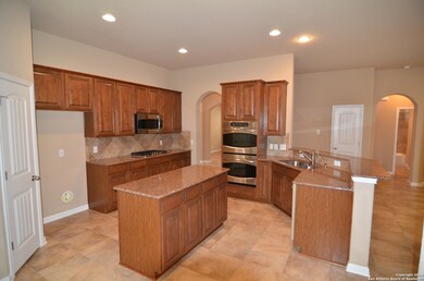 10633 Foxen Way, Helotes, TX 78023 - photo 6