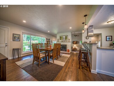 16624 SW Roosevelt Ave, Lake Oswego, OR 97035 - photo 3