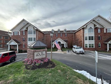 567 Sarah Ln unit 301, Saint Louis, MO 63141 - photo 6