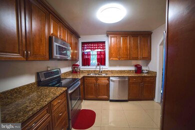 12900 E Shelby Ln, Brandywine, MD 20613 - photo 4