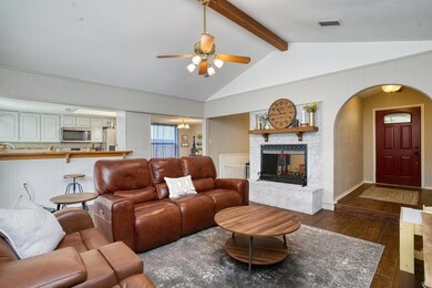 2224 Mountainview Dr, Hurst, TX 76054 - photo 7