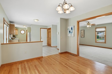 21 Lemnos Ln, Springfield, MA 01119 - photo 7