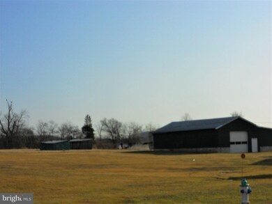 561 Tyson Rd, Schwenksville, PA 19473 - photo 6