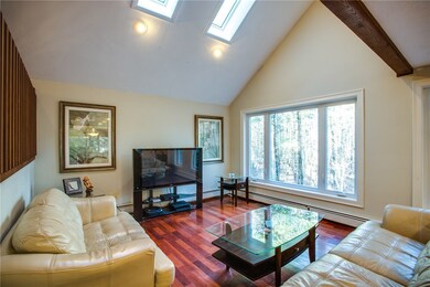 11 Tanglewood Dr, Greenville, RI 02828 - photo 7