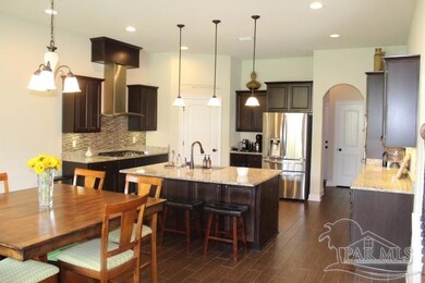 8778 Lupine Ln, Pensacola, FL 32526 - photo 3