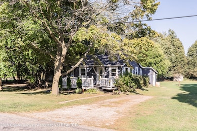 16653 Jerry Rd, Lansing, MI 48906 - photo 3