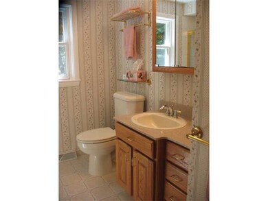 10 Green Lake Dr, Smithfield, RI 02828 - photo 4