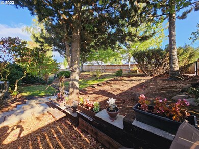 962 SW Sunset Way, Troutdale, OR 97060 - photo 6