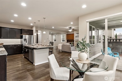 9079 Aster St SE, Tumwater, WA 98501 - photo 4