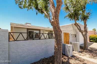 1437 E Topeka Dr, Phoenix, AZ 85024 - photo 2