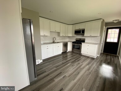 976 Fern Rd, Williamstown, NJ 08094 - photo 5