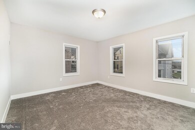 142 East St, Williamstown, PA 17098 - photo 4