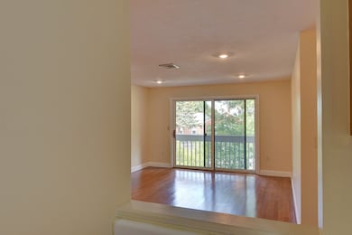 South Landing Condominiums unit 11, Quincy, MA 02169 - photo 6