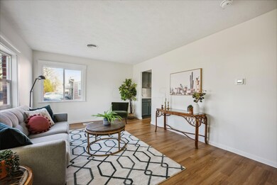 1-web-or-mls-967-e-26th-ave