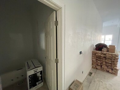 126 Cross St unit 1R, Somerville, MA 02145 - photo 6