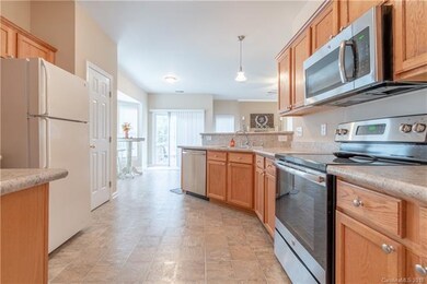 4914 Summerside Dr, Clover, SC 29710 - photo 7