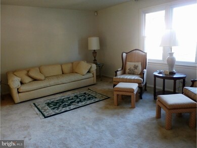 140 Rice Dr, Morrisville, PA 19067 - photo 3