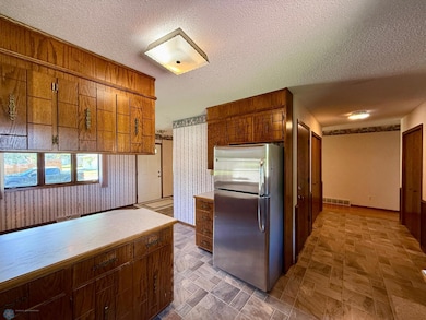 1614 27th Ave S, Moorhead, MN 56560 - photo 4