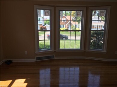 Beautiful bay window overlooking the front yeard a