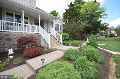 483 Crystal Ln, Strasburg, VA 22657 - photo 2