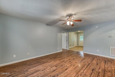 4320 Comet Ln-6