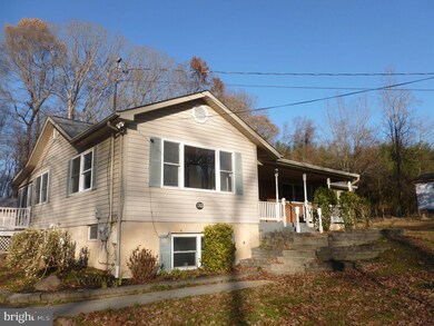 12626 Duckettown Rd, Laurel, MD 20708 - photo 2