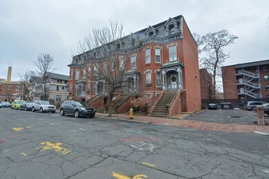 70 Temple St unit 3, Springfield, MA 01105 - photo 2