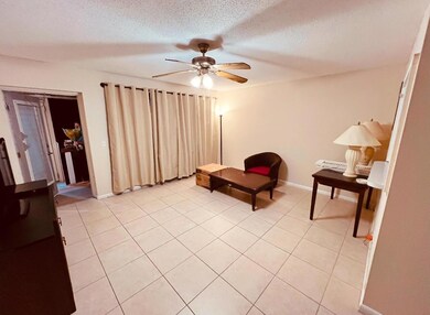 59 Windsor Dr unit C, West Palm Beach, FL 33417 - photo 5