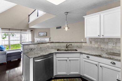 8699 Lazelle Commons Dr (6)