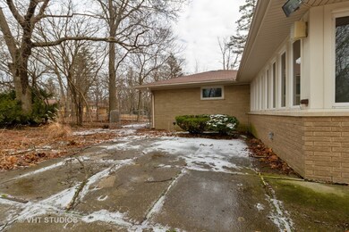 796 Woodstock Rd, Olympia Fields, IL 60461 - photo 4